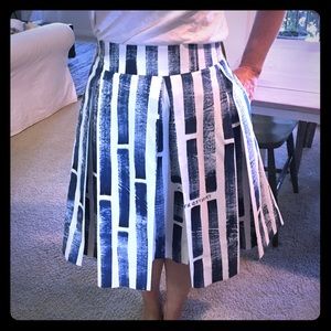 enSoie Handpainted Skirt Size 42-44